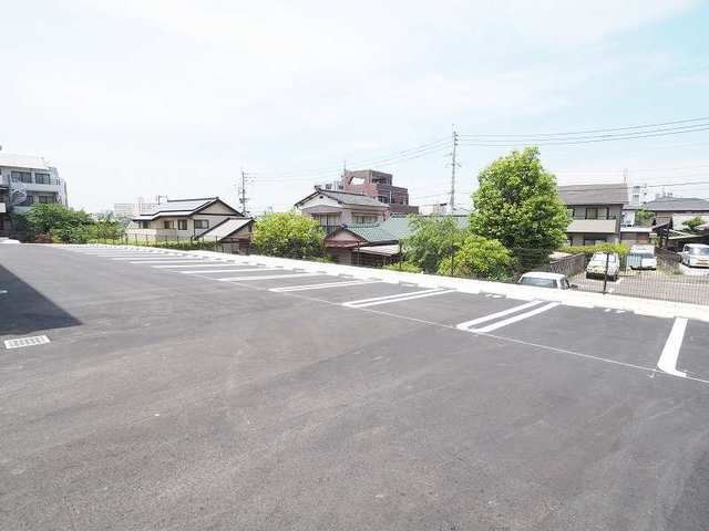 ハーモニーガーデン小文字Ⅰ 駐車場