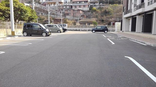ポルタコスタＢ 駐車場