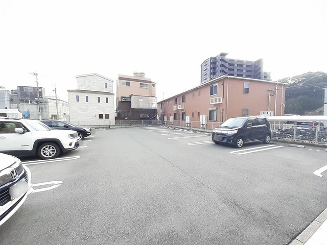 イリーデ　ヤハタ　Ｂ 駐車場