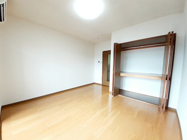 サンパ－ク田原 収納