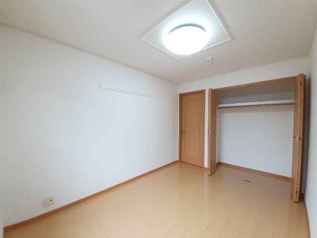 サンレミ葛原Ｅ 収納