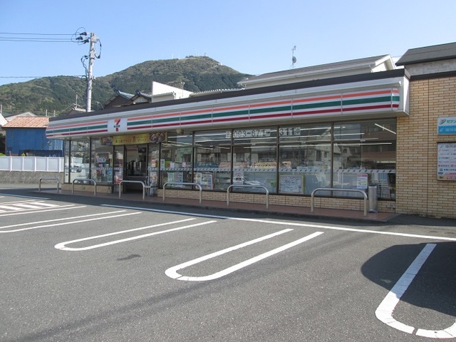 ランドコア陣山 セブンイレブンまで450m