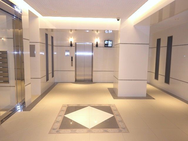 グラーツィア畠中 エントランス