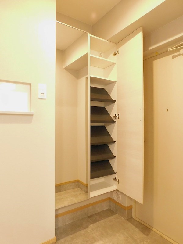 コンプレート古船場 収納