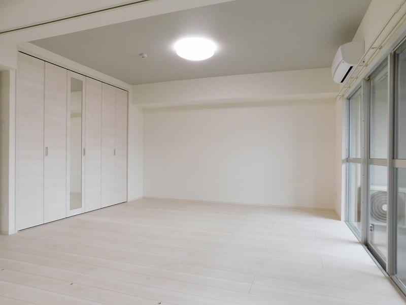 コンプレート古船場 リビング