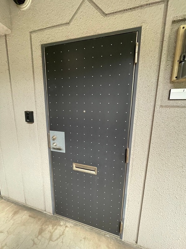 コンドミニアム青山 玄関