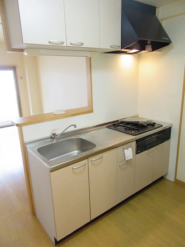 ニューシティアパートメンツ南小倉Ⅰ キッチン