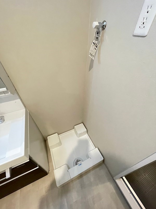 LEGEND高見 洗面所