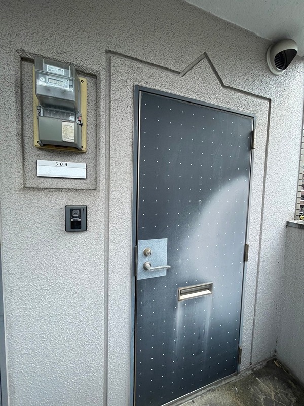 コンドミニアム青山 玄関