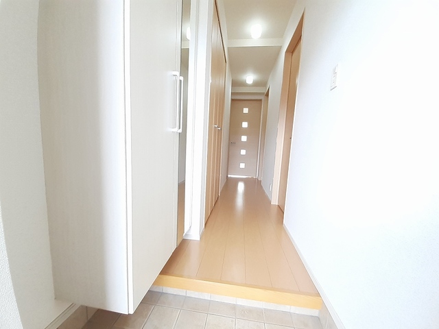 エスペランサＢ 玄関