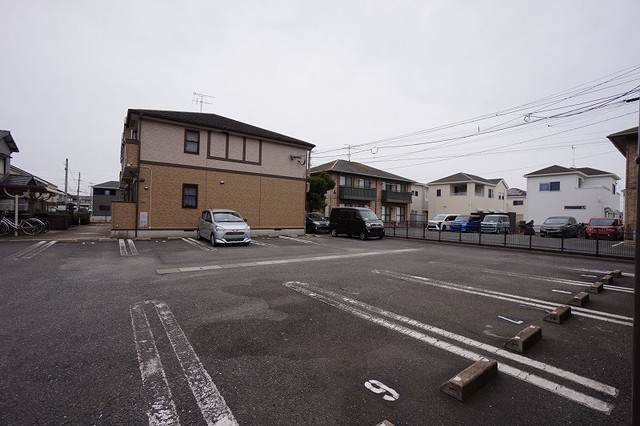 グラン・リーオＡ 駐車場