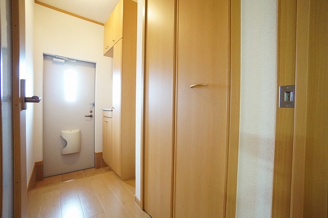 ジュネス馬場Ｂ 玄関