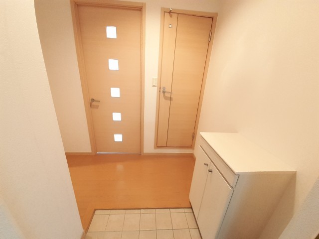 クリス戸ノ上 玄関