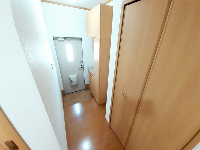 カサブローテ 玄関