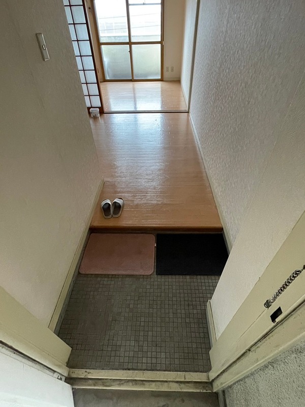 青葉ビル 玄関