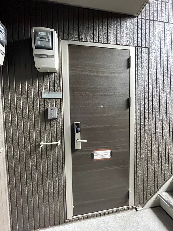 D-room東浜町 玄関