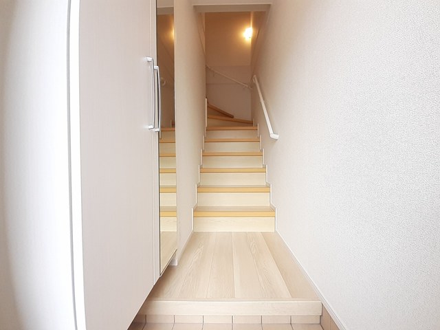 ＰＡＲＫＳＩＤＥ　ＣＯＵＲＴⅠ 玄関