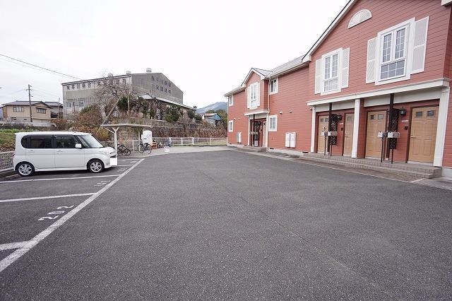 エスポワール茶屋ノ原 駐車場
