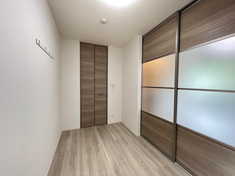 D-ROOM則松 ベッドルーム