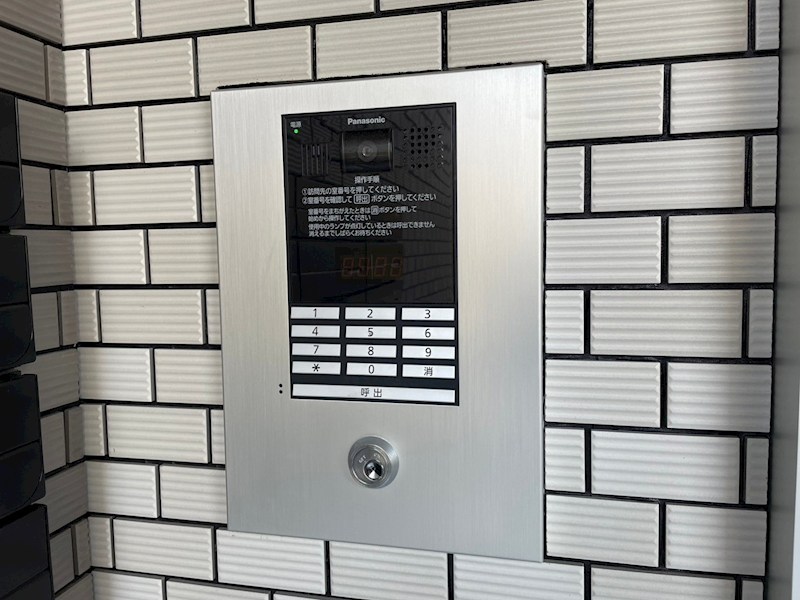 メゾンルボア大里 セキュリティ
