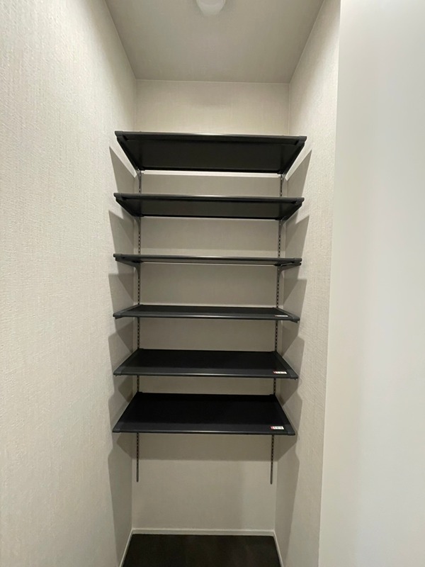 メゾンルボア大里 収納
