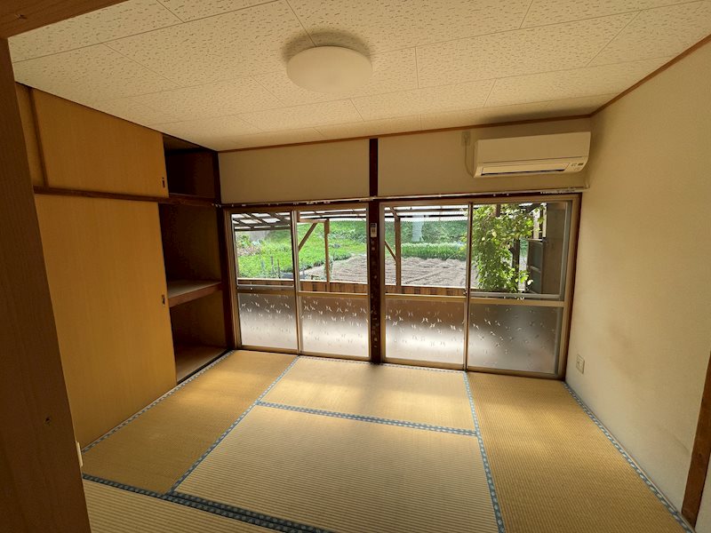 苅田町大字尾倉貸家3号 リビング
