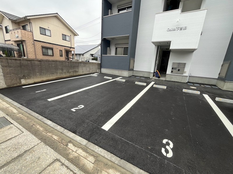 Calm下曽根 駐車場