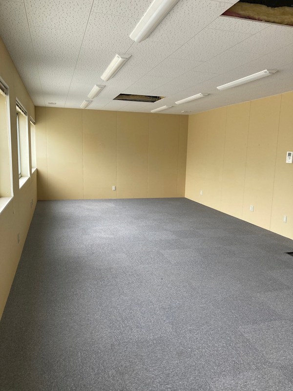 別所町2-13事務所・倉庫兼住居 収納