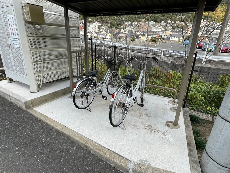 あぅん霧ケ丘 駐車場