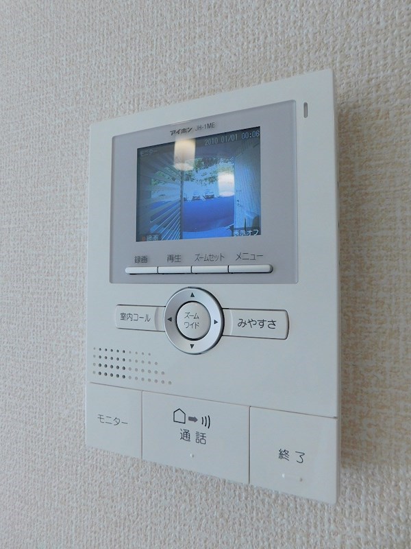 HN's D-room in 楡 セキュリティ