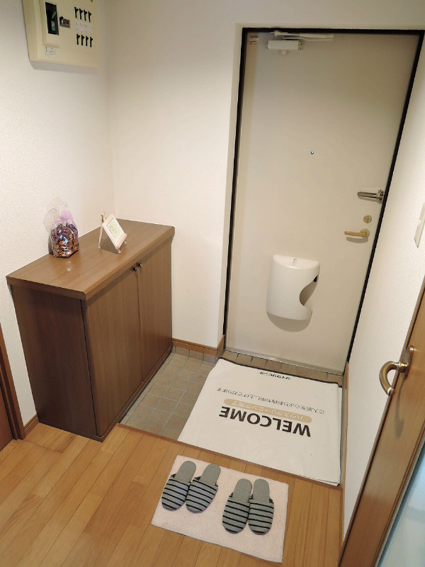 プレステージ葉山 玄関