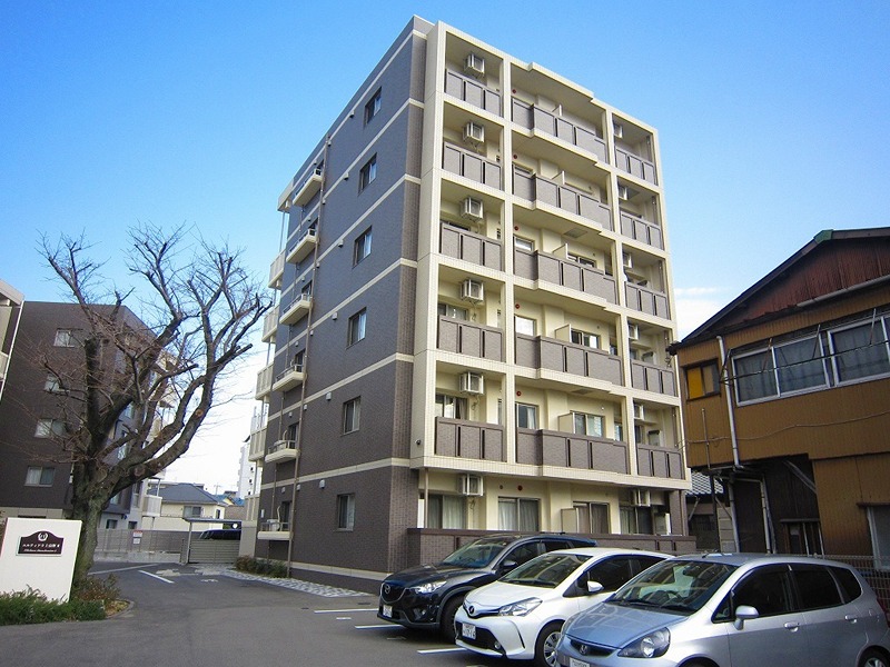 エルティアラ上富野Ⅱ 外観