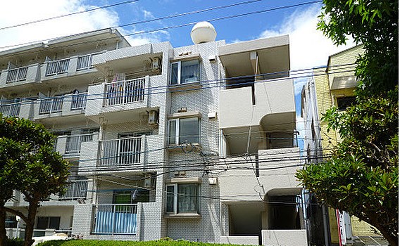 シャトレ東新町 外観