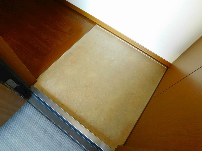 ルネッサンス大里　A棟  玄関