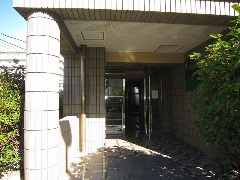 アルゴヴィラージュ八幡駅前 エントランス