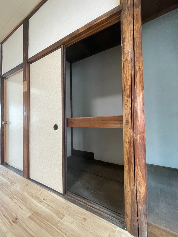 吉野町貸家D 収納