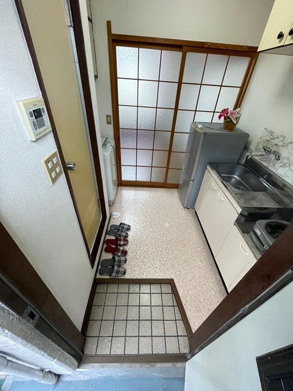 ホワイトハイツ春の町（旧パナライフ春の町） 玄関