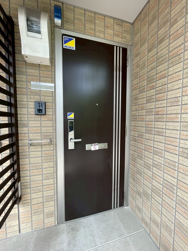 Ｆ・フィールド若園 玄関