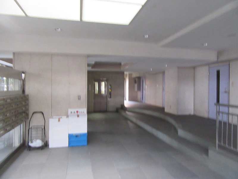 エクセレント中井 ロビー