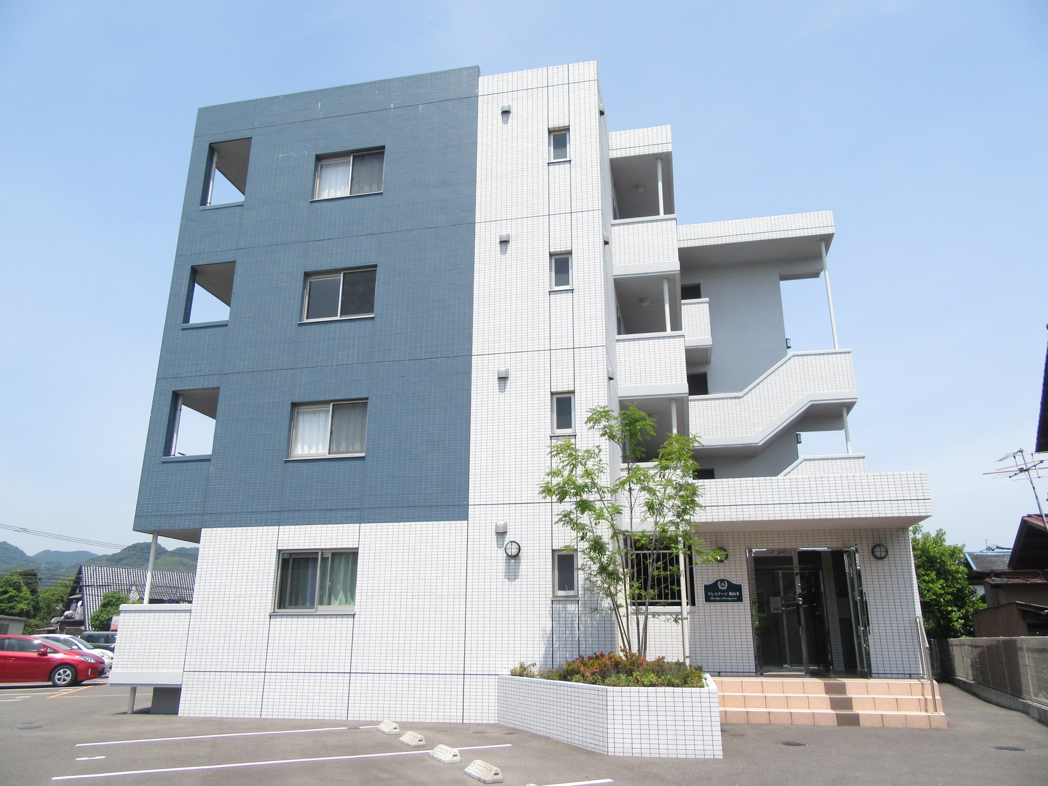 プレステージ嵐山Ⅱ  外観
