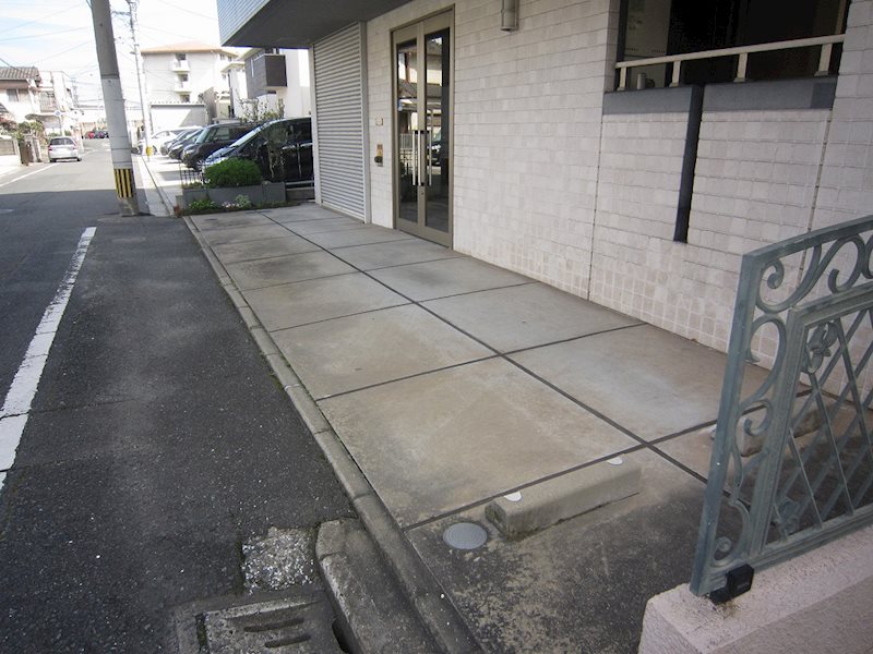 RUHIGER PLATZ 駐車場