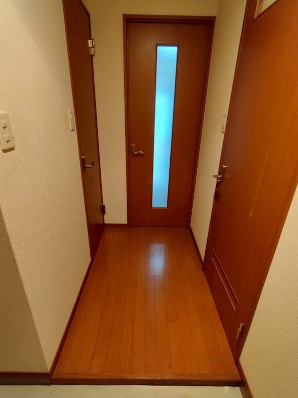 サンメゾン清水 玄関