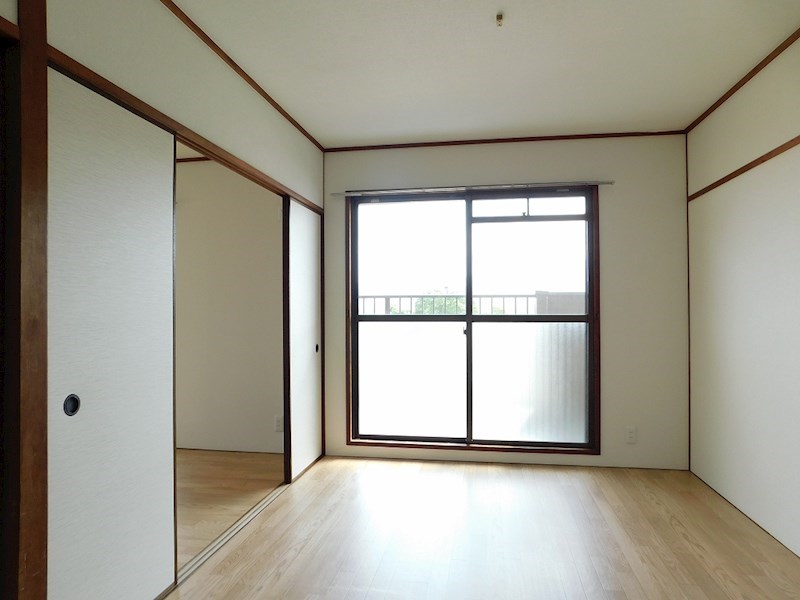 グランドハイツ湯川 参考画像