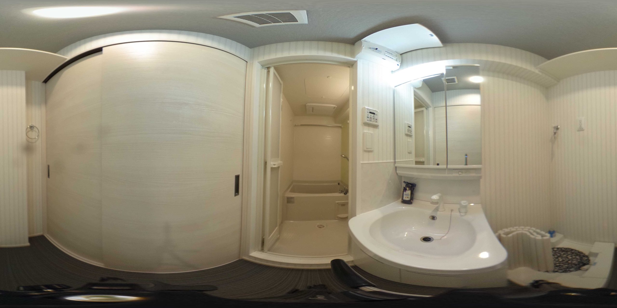 ※同タイプ・別の部屋の写真です