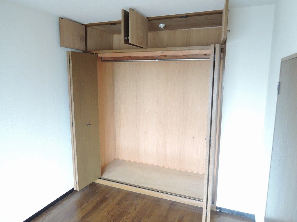 エルスール下曽根  収納