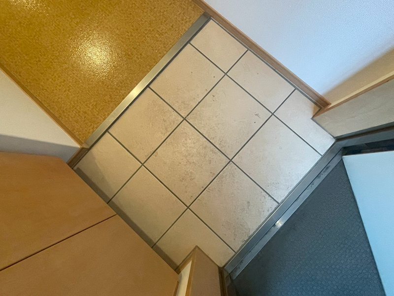 リード大手町 玄関