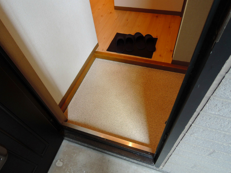 セジュールやつえ　Ａ棟 玄関