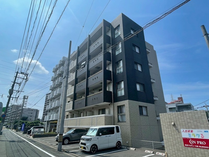 アドヴァンスコート到津の森 外観