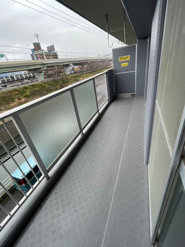ペルル湯川新町壱番館 ベランダ
