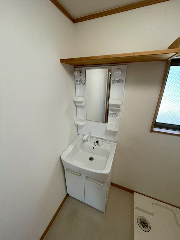 プチメゾン石坪町Ⅱ 洗面所